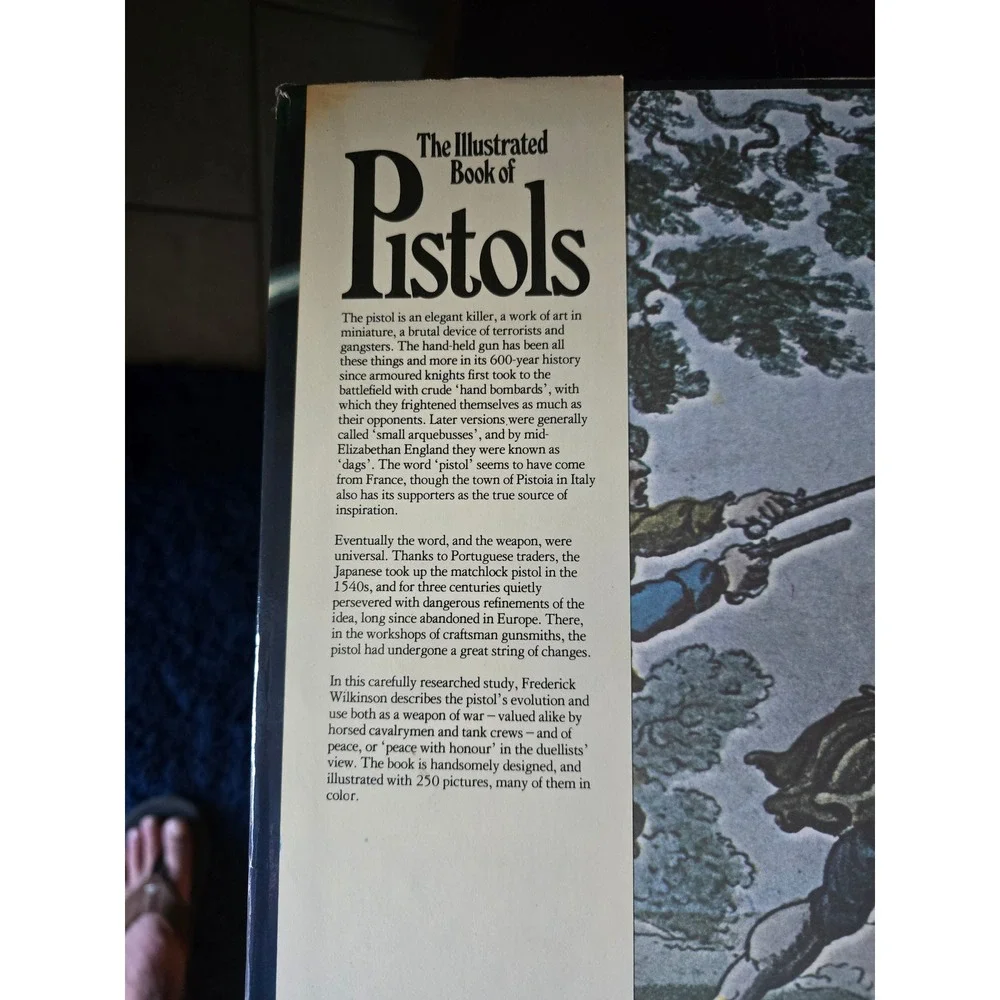 Hamlyn The Illustrated‎ Book of Pistols Hardcover Reference 1979 by F. Wilkinson